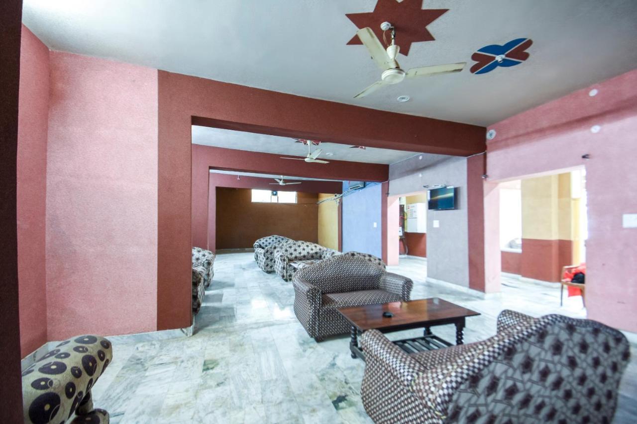 Oyo Flagship Vibes Hotel Nalagarh Exterior photo