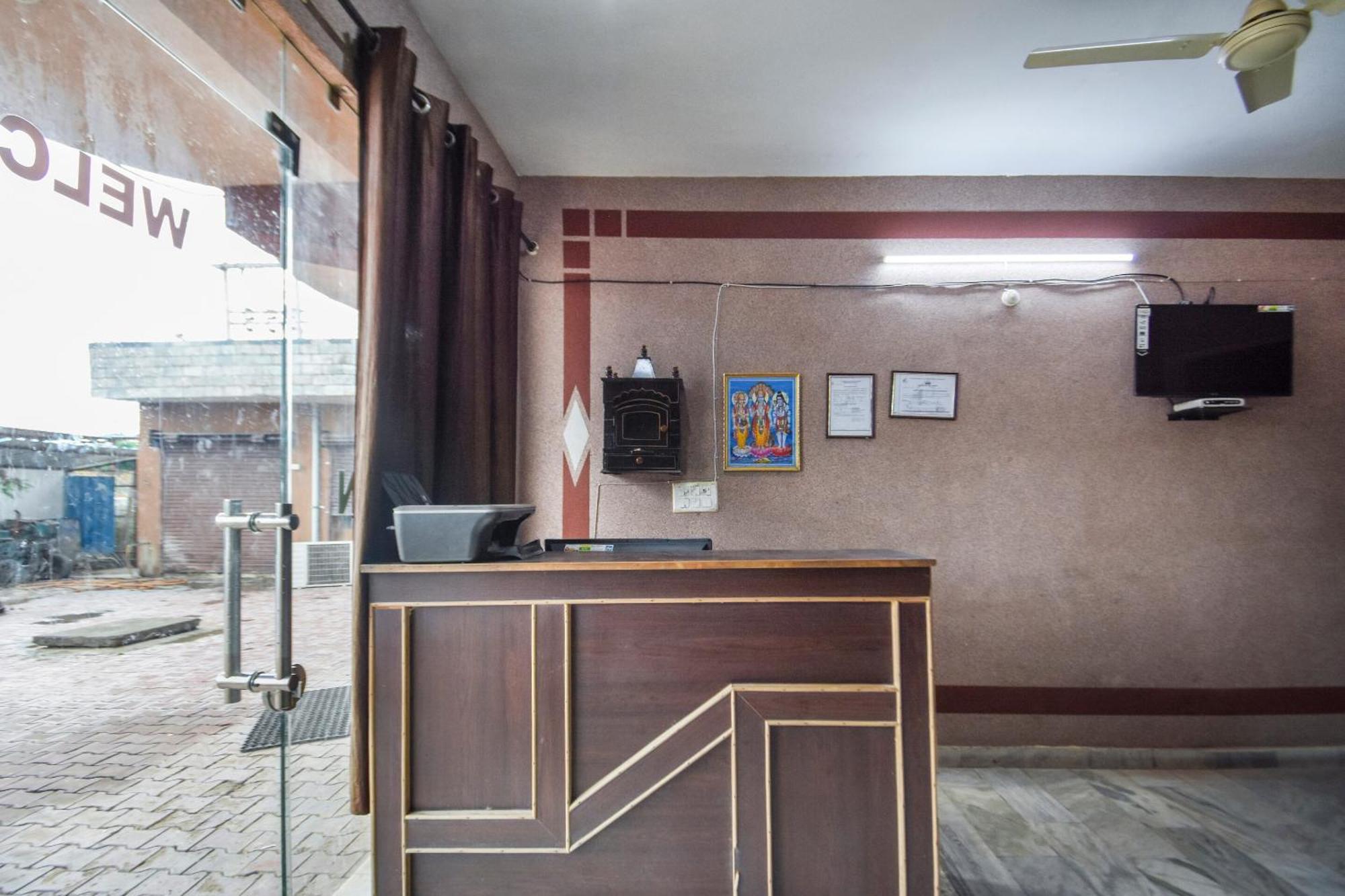 Oyo Flagship Vibes Hotel Nalagarh Exterior photo